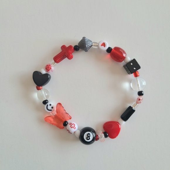 Joy Red And Black Mixed Bead Bracelet - Picture 1 of 5